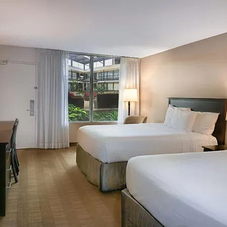 Skyline Hotel & Waterpark-3